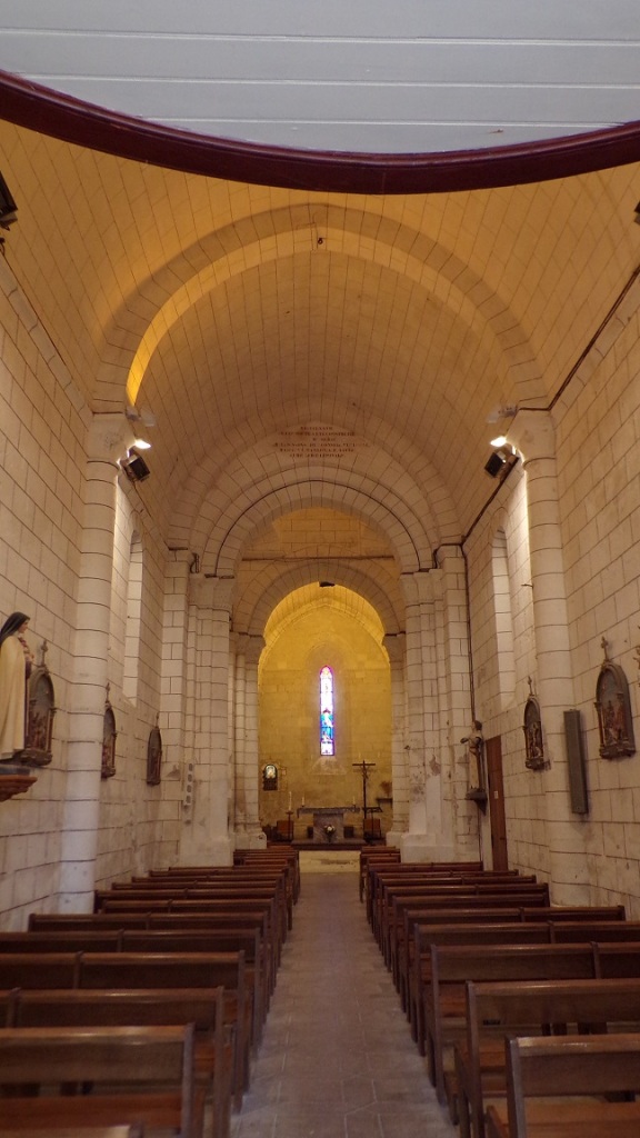 Nercillac - L'église Saint-Germain - Vue de l'entrée (10 avril 2018)