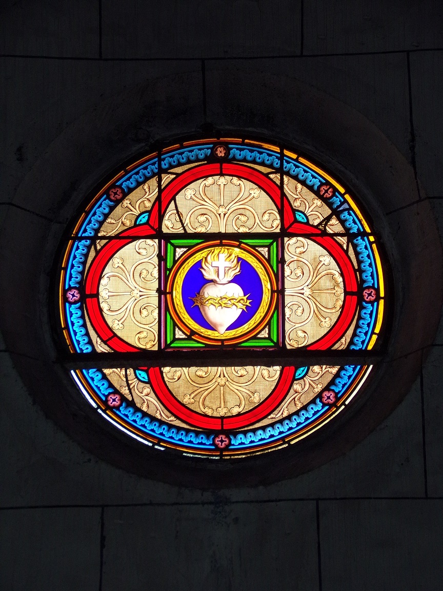 Javrezac - L'église Saint-Pierre - Le vitrail de la chapelle de la Sainte Vierge (5 mars 2019)