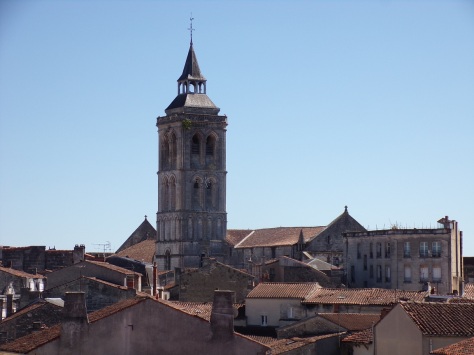 Hôtel Bernard de Javrezac - L'Eglise Saint Léger vue de la Tour (17 septembre 2022)